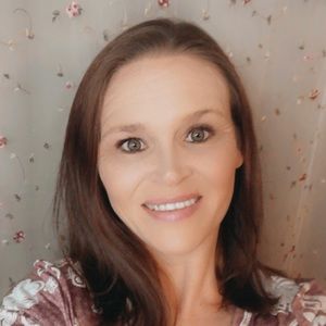 Meet your Posher, Mandy